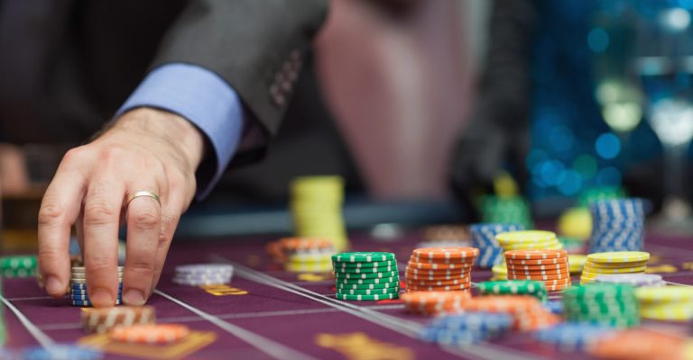 kazino-Depositphotos_23092622_XL.jpg