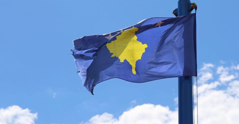 kosovo-Depositphotos_817006940_L.jpg