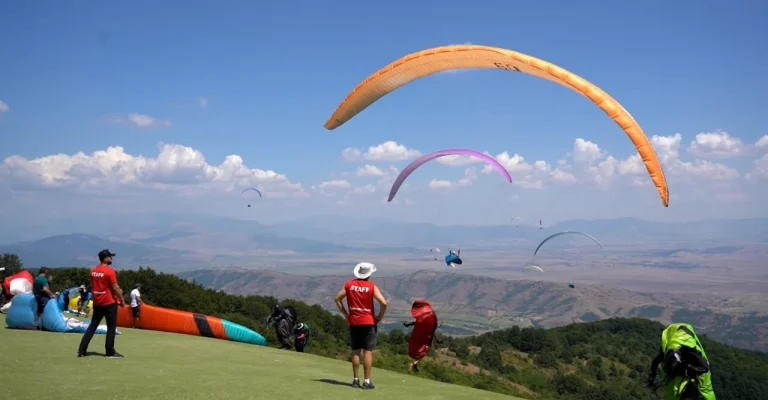 krusevo-10.08_28-paraglajding.webp