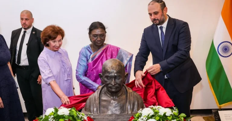 mahatma-gandi-skopje.webp