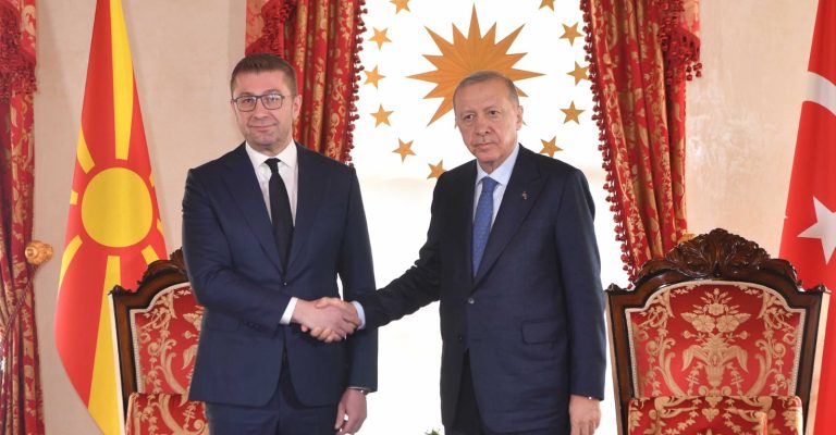 mickoski-erdogan-1-makedonija-turcija.jpg