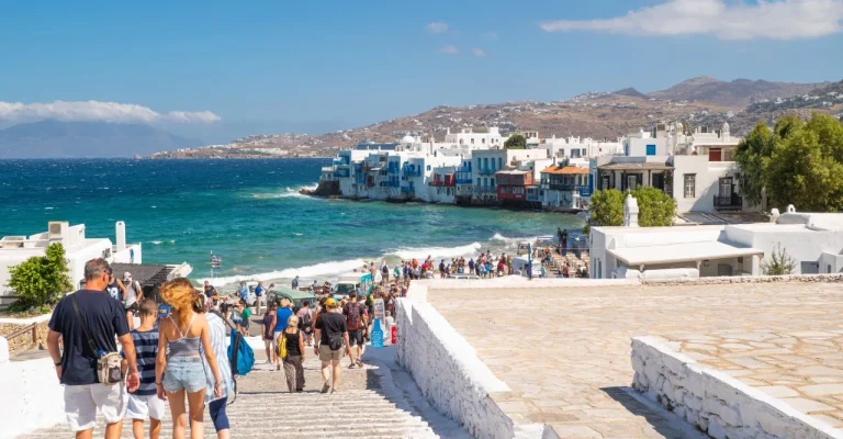 mikonos-grcijadepositphotos_384941042_xl.webp