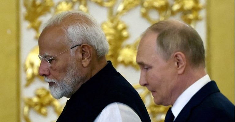 modi-putin.jpg