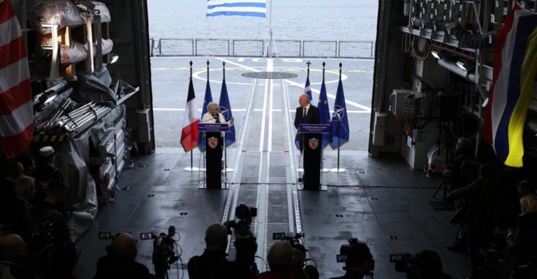 nikos-dendias-grcija-epa.jpg
