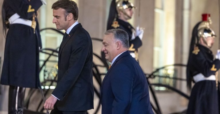 orban-makron.jpg