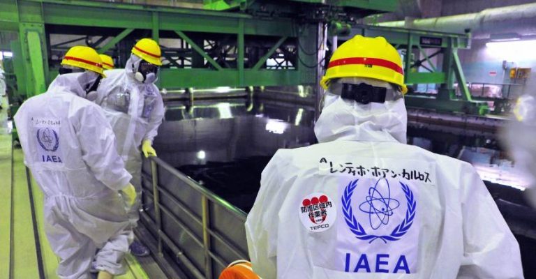p1-iaea-a-20131205-870x578.jpg