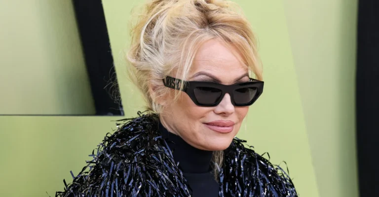 pamela-anderson-depositphotos_645166736_xl.webp