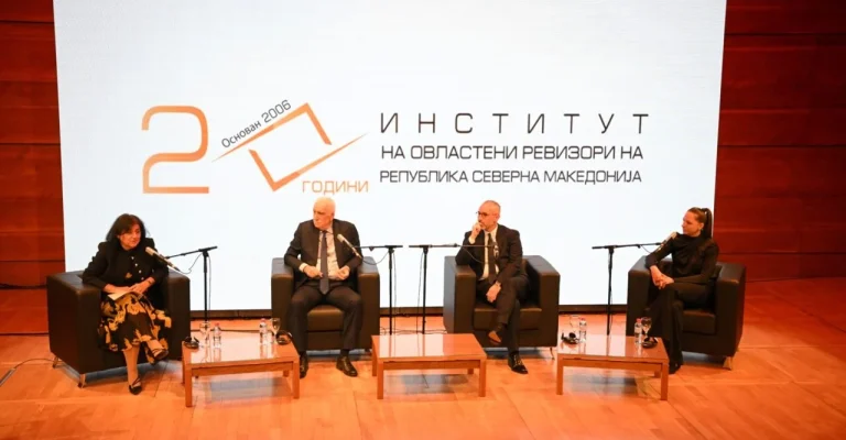 panel-diskusija.webp