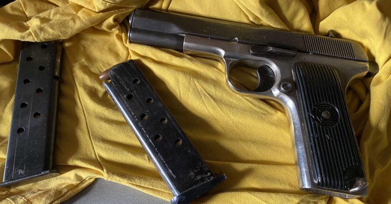 pistol-crvena-zastava-policiski-pretres.jpg