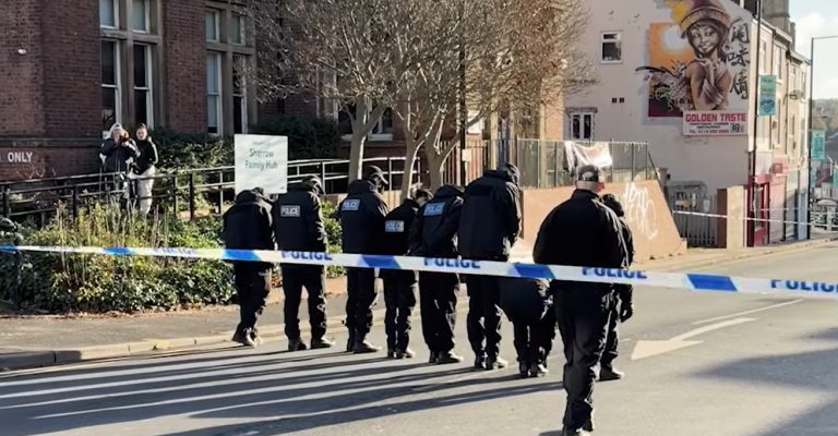 policija-britanija-2.jpg