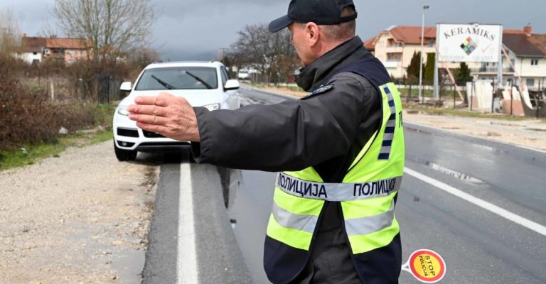 policija-brzo-vozenje.jpg