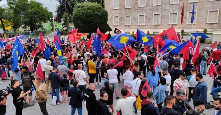 protest tirana