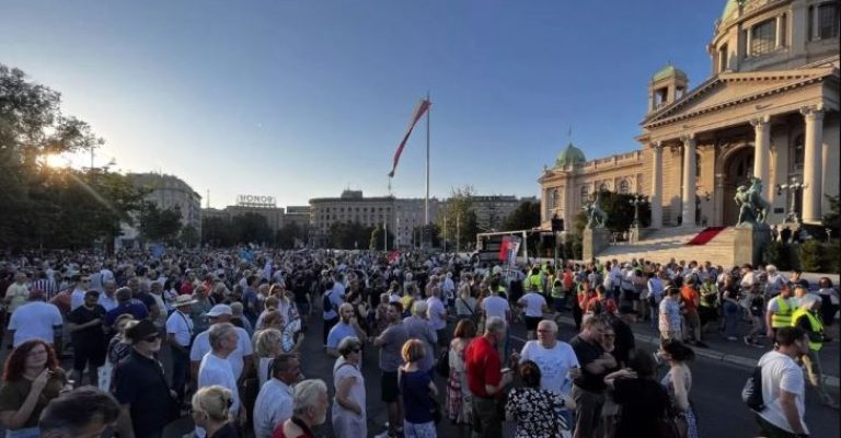protesti srbija