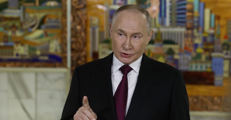 putin-epa.jpg