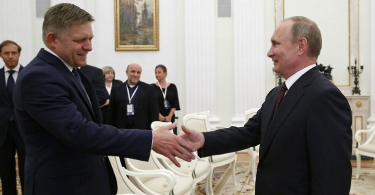 putin-fico-epa.jpg