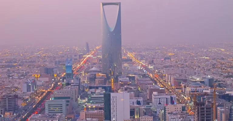 rijad-depositphotos_80942174_xl.webp