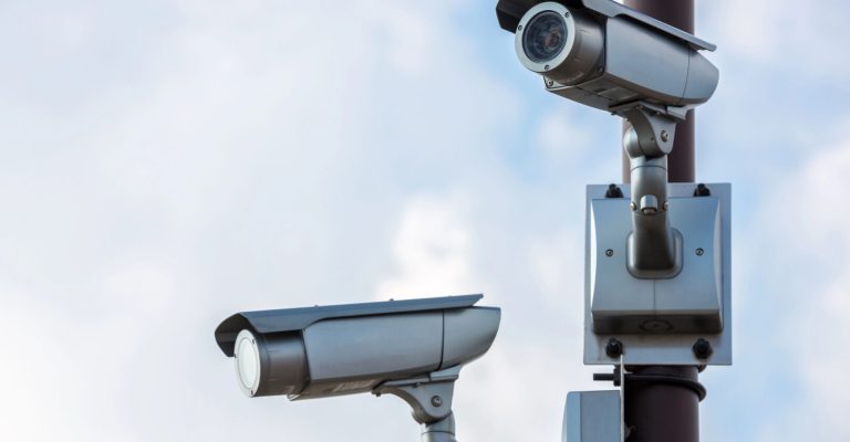 safe-city-bezbeden-grad-sejf-siti-kameri-Depositphotos_41476151_L.jpg