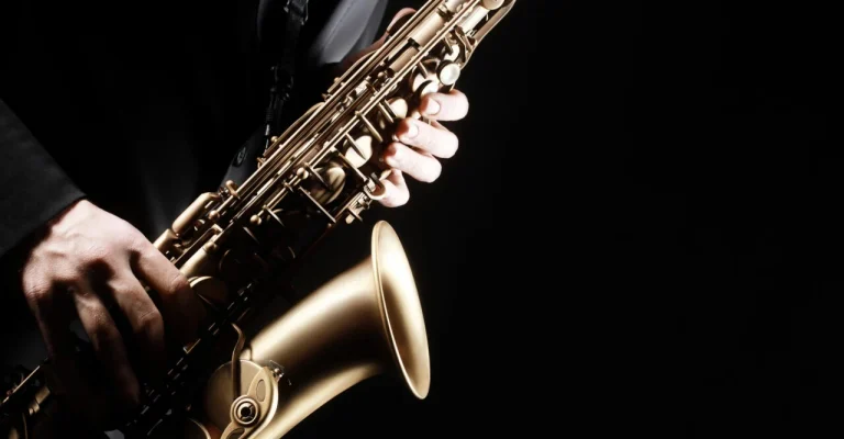 saksofon-jazz-depositphotos_218980338_l.webp