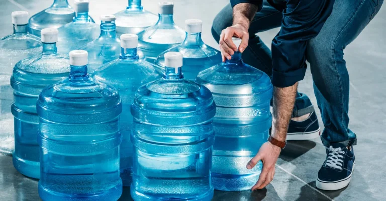 shishinja-so-voda-depositphotos_184997244_l.webp