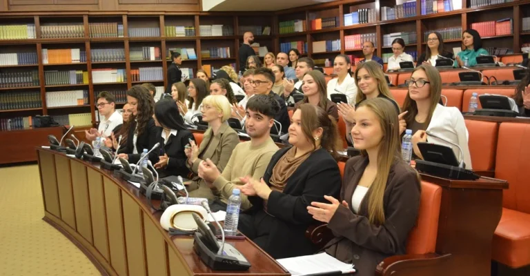 sobranie-den-na-nastavnici-05.10.-2026-nastavnici1.webp