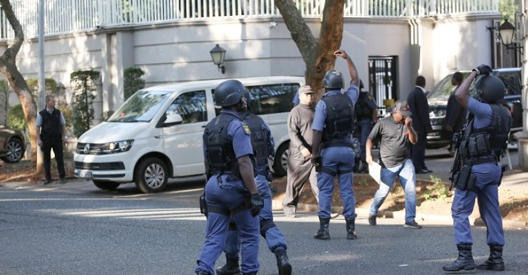 southafricanpolice1.jpg