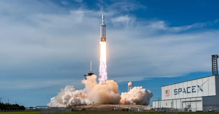 space-x-depositphotos_737795274_xl.webp