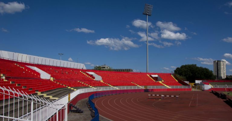stadion-opshta-Depositphotos_47366019_L.jpg