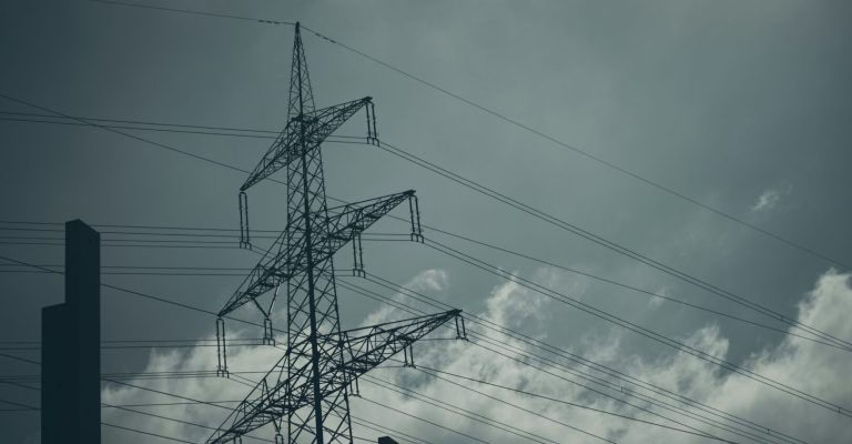 struja-michael-fortsch-3MFhFTZap_U-unsplash.jpg