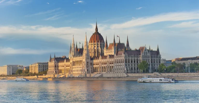 the-parliament-in-budapest-depositphotos_3844182_s.webp