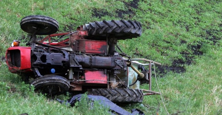 traktor-nezgoda.jpg
