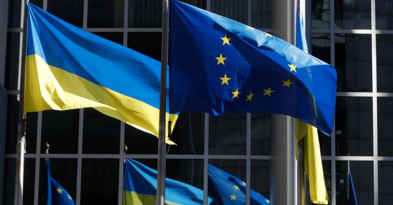 ukrajina-eu-evropska-unija-zastave.jpg