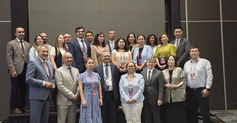 viceguvernerot-velichkovski-od-svetskiot-forum-na-afi.webp