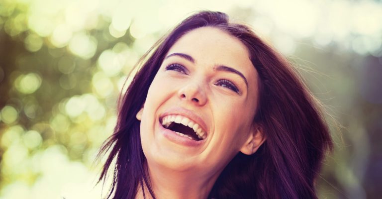 zena-nasmeana-Depositphotos_708387886_XL.jpg