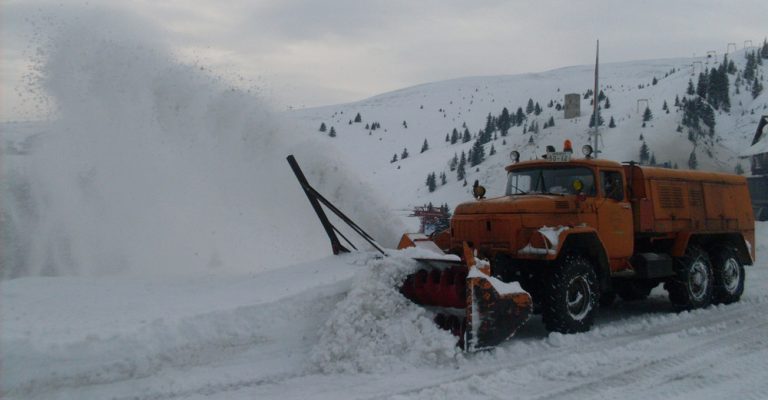 АМСМ-Поради-сообраќајка-во-прекин-патот-Кичево-–-Гостивар-забрана.jpg