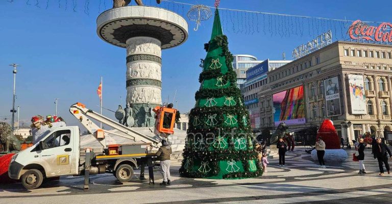 Арсовска-тврди-дека-украсувањето-на-Скопје-е-финансирано-законски-преку.jpg