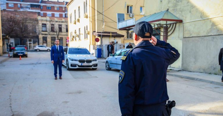 Бојмацалиев-на-средба-со-раководството-на-СВР-Куманово-Намалување-од.jpg