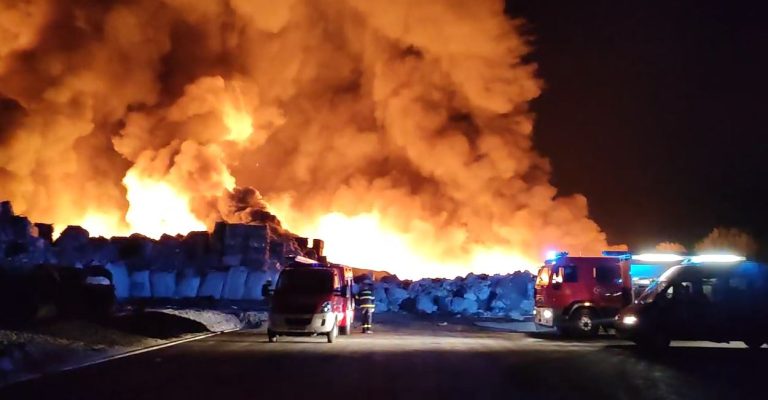 Видео-Голем-пожар-во-компанија-во-Осиек-„Не-останувајте-на.jpg