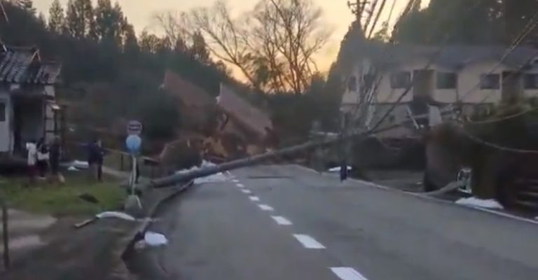 Видео-Последици-од-разорниот-земјотрес-во-Јапонија.jpg