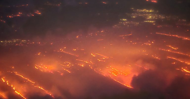 Големи-пожари-во-Тексас-зафатени-500000-хектари-земја.jpg