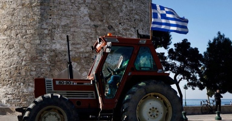 Грција-Протест-на-земјоделците-во-центарот-на-Солун.jpg