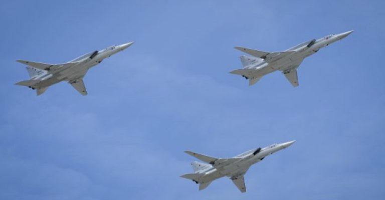 Два-руски-авиони-соборени-над-Азовското-Море-Украина-се-радува.jpg