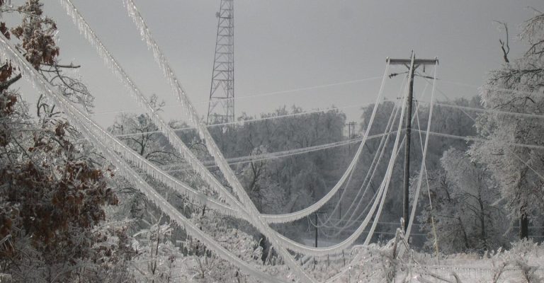 Десетици-градови-и-села-во-Македонија-останаа-без-струја-поради.jpg