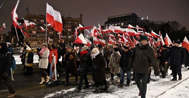 Жестока-кавга-меѓу-претседателот-и-владата-во-Полска.jpg