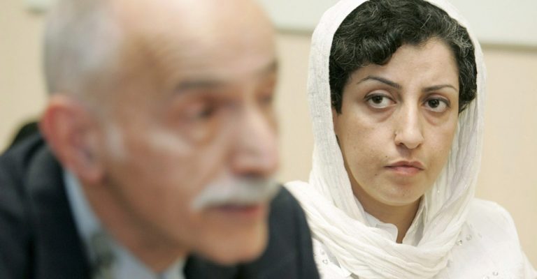 Иранската-добитничка-на-Нобеловата-награда-за-мир-Мохамади-осудена-на.jpg