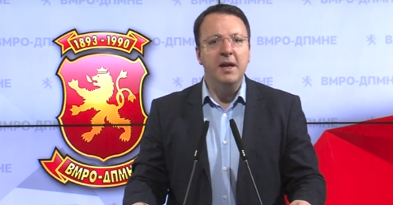 Николоски-ВМРО-ДПМНЕ-не-прифаќа-уцени-Груби-и-Ахмети-се-обидуваат.png