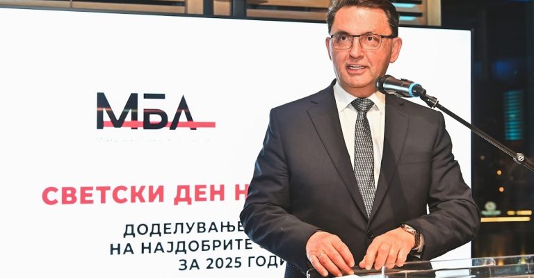 Обраќање-на-гувернерот-по-повод-Ден-на-штедење.jpg