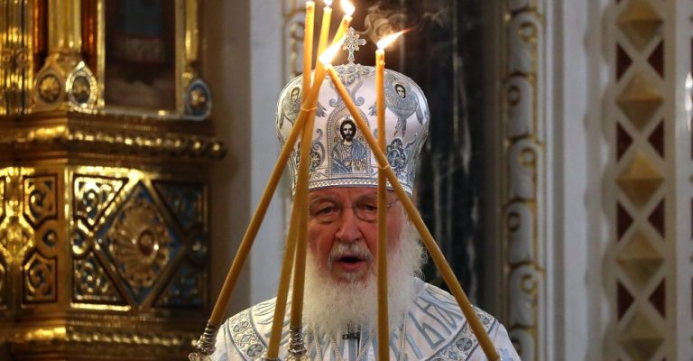 Руски-свештеник-се-соочува-со-протерување-оти-одбил-да-се.jpg