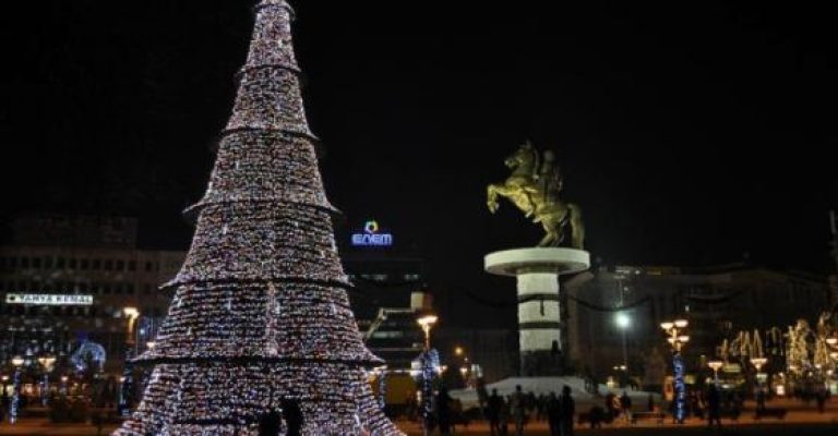 Скопје-за-Нова-Година-ќе-биде-накитено-но-за-драстично.jpg