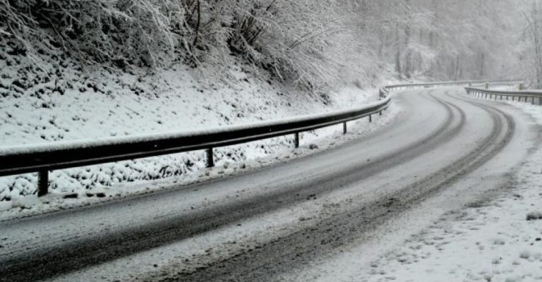 Сообраќајот-во-зимски-услови-на-одредени-патни-правци-забрана-за.jpg