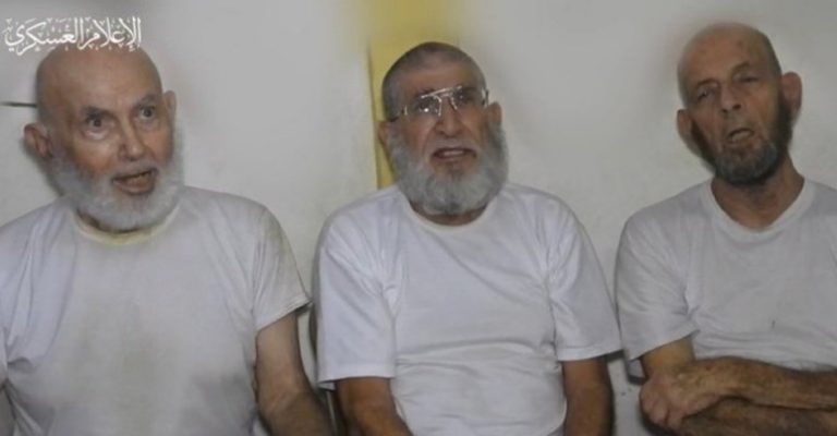 Хамас-објави-снимка-од-тројца-израелски-заложници-кои-молат-да.jpg
